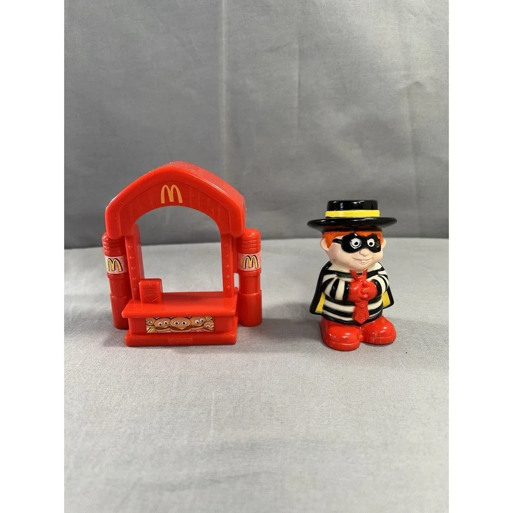 Vintage 2004 McDonalds Mattel Hamburglar and Restaurant Toys 2 Piece Set